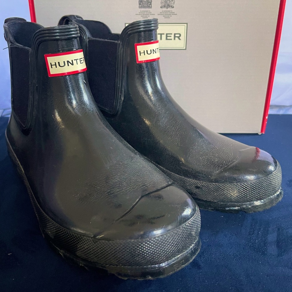 Hunter orig chelsea boots. Size 38 EU (size 7)